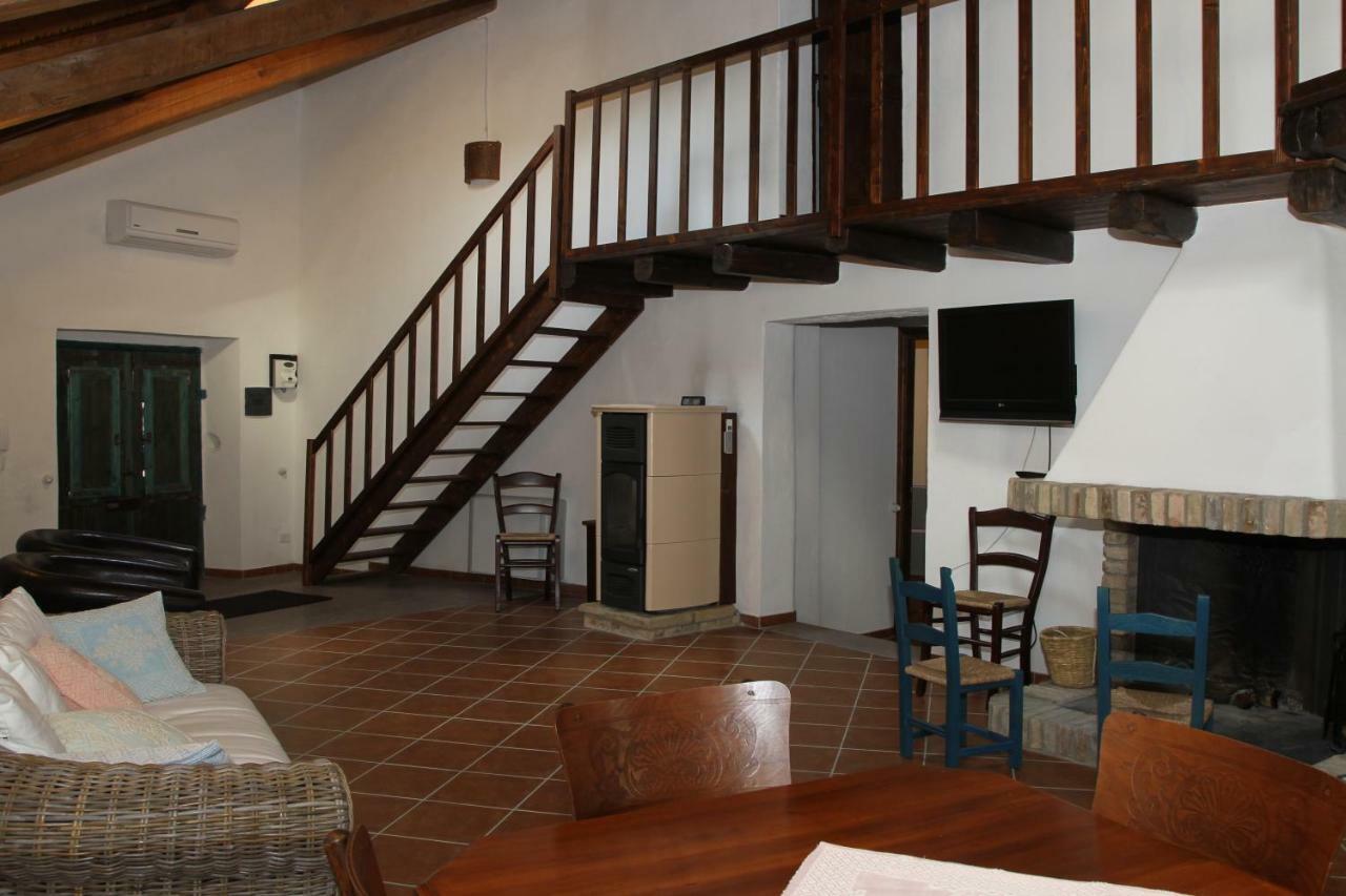 B&B Charme Sa Pardina Orroli Exterior foto